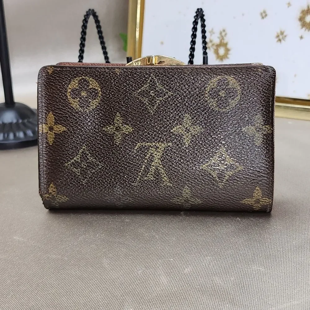 Louis Vuitton French Kiss Snap Wallet W/ Authentic Dust Bag AND COA